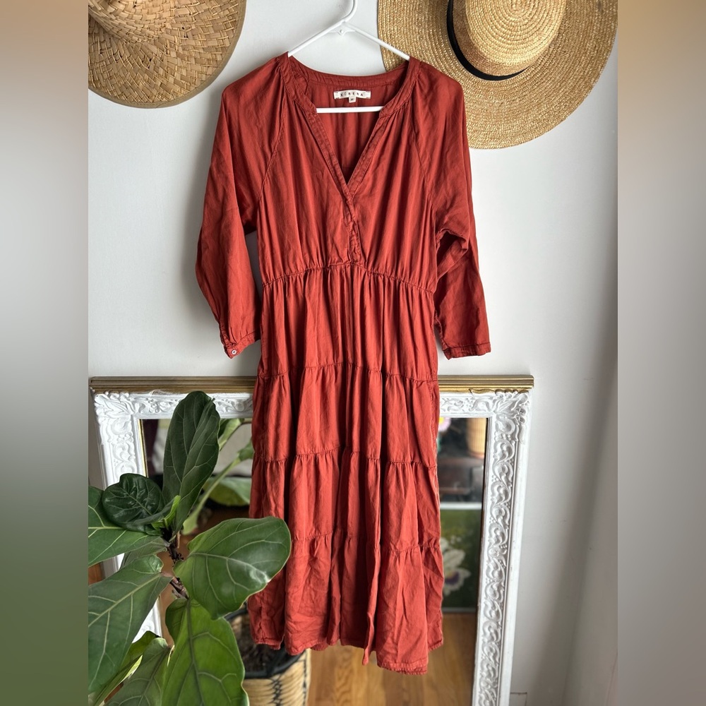 XiRENA Layne Dress in Copper Penny Rust Dress Sz medium